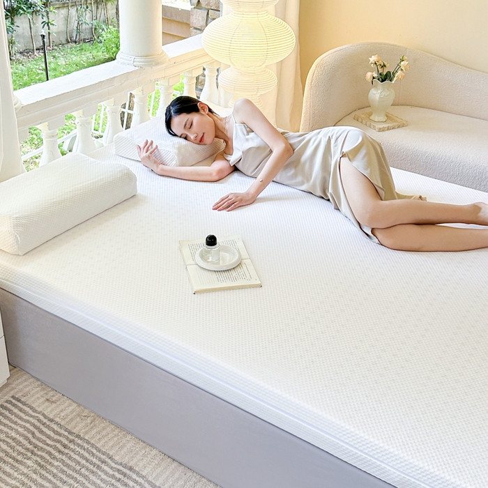 91家纺网 家纺一手货源 找家纺 美丽折家纺 2025新款A级一体成型纯天然乳胶床垫 95D进口水洗天然胶（送内套和外套） 纯白色