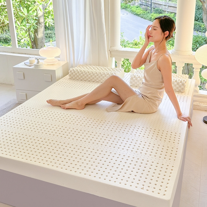 91家纺网 家纺一手货源 找家纺 美丽折家纺 2025新款A级一体成型纯天然乳胶床垫 95D进口水洗天然胶（送内套和外套） 乳胶床垫裸芯