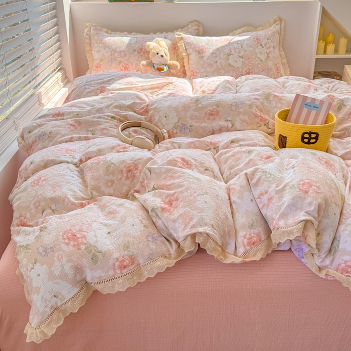 91家纺网 家纺一手货源 找家纺 森璐家纺 2025新款亲肤舒适云感双层纱镂空花边四件套 花边款-絮yu