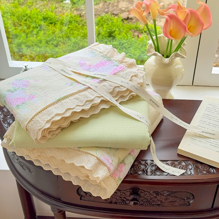 91家纺网 家纺一手货源 找家纺 森璐家纺 2025新款亲肤舒适云感双层纱镂空花边四件套 花边款-安娜花园