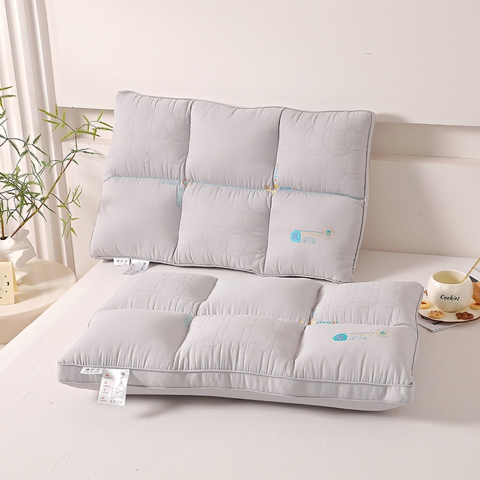 91家纺网 家纺一手货源 找家纺 大熊枕芯 2025新款颈护卫全棉分区护颈枕枕头枕芯 灰色 48x74cm/只