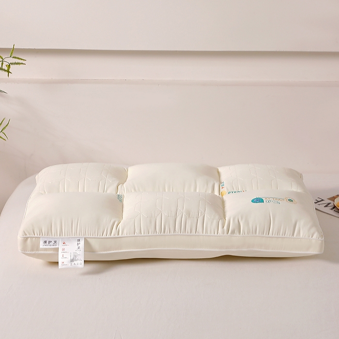 91家纺网 家纺一手货源 找家纺 大熊枕芯 2025新款颈护卫全棉分区护颈枕枕头枕芯 白色 48x74cm/一对