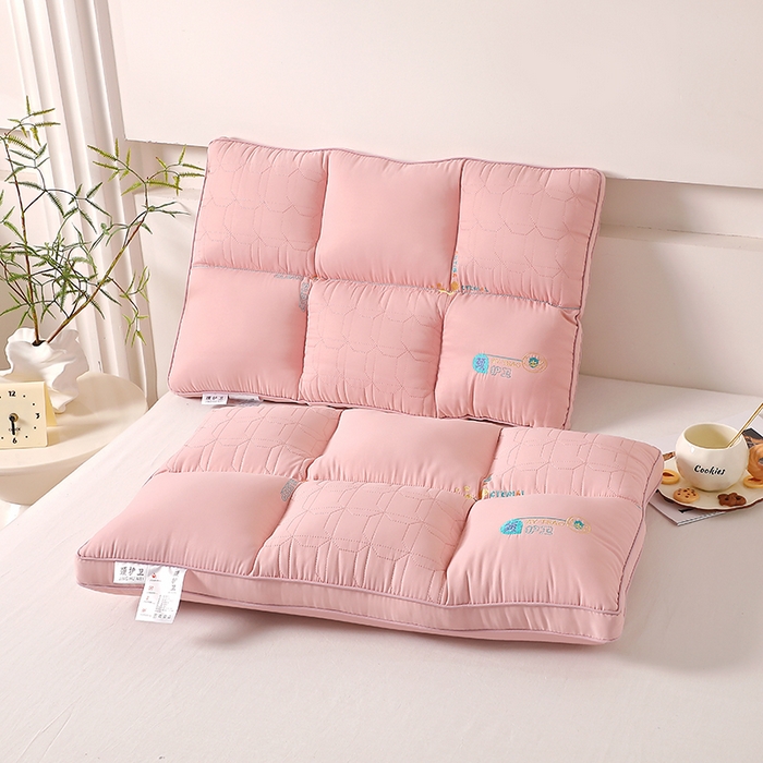 91家纺网 家纺一手货源 找家纺 大熊枕芯 2025新款颈护卫全棉分区护颈枕枕头枕芯 粉色 48x74cm/只