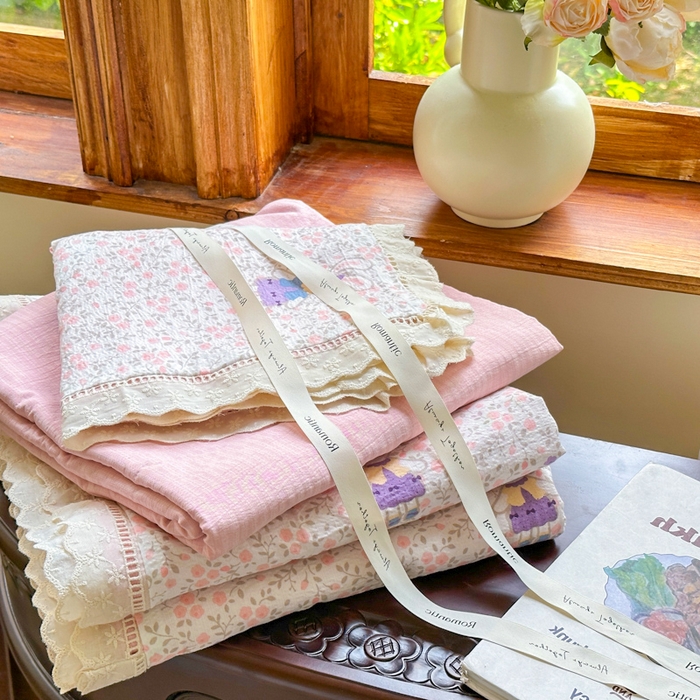 91家纺网 家纺一手货源 找家纺 （总）森璐家纺 2025新款亲肤舒适云感双层纱镂空花边四件套