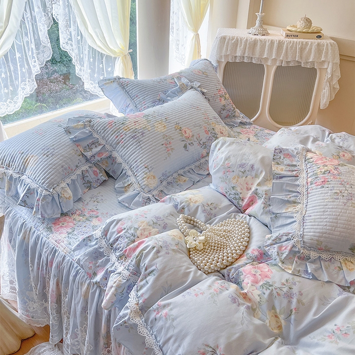 91家纺网 家纺一手货源 找家纺 瑞宝 2025新款法式全棉纯棉印花床裙三件套 栀夏海棠