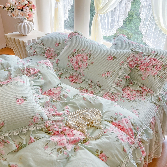 91家纺网 家纺一手货源 找家纺 瑞宝 2025新款法式全棉纯棉印花床裙三件套 罗微