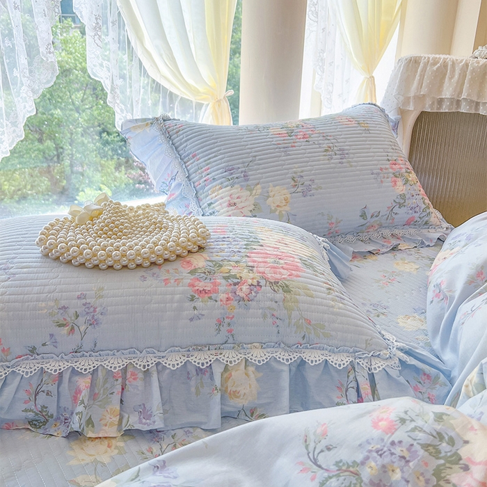 91家纺网 家纺一手货源 找家纺 瑞宝 2025新款法式全棉纯棉印花床裙三件套 栀夏海棠