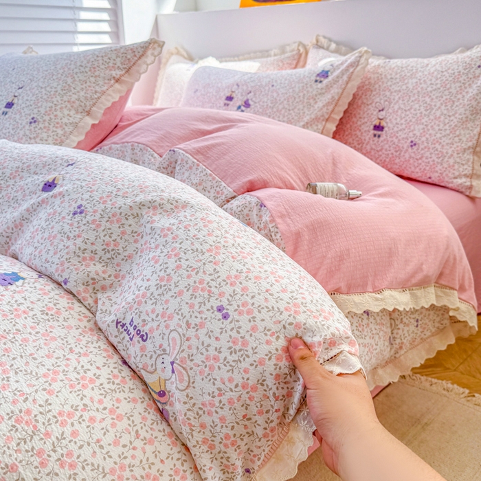 91家纺网 家纺一手货源 找家纺 （总）森璐家纺 2025新款亲肤舒适云感双层纱镂空花边四件套