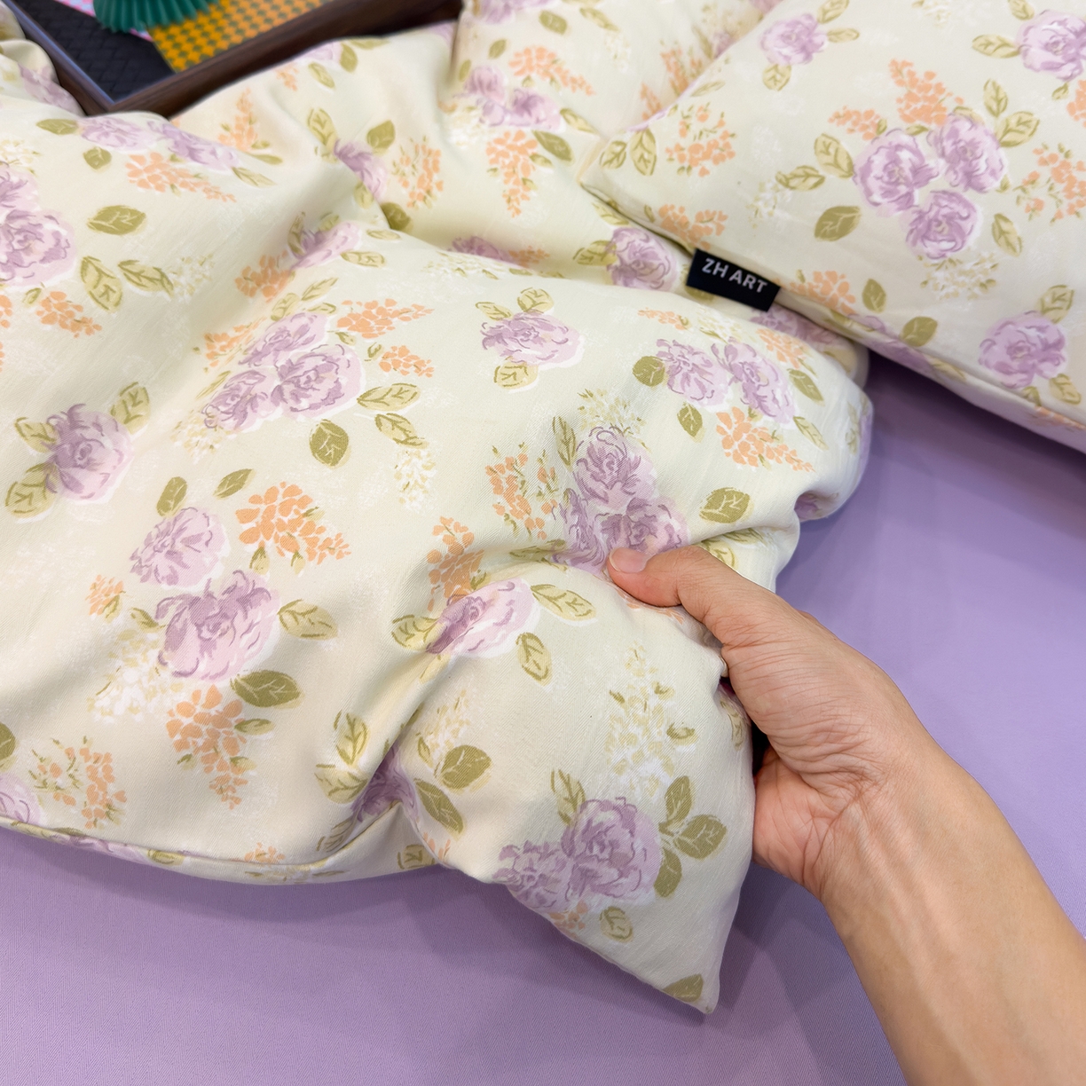 91家纺网 家纺一手货源 找家纺 竹合家纺 2025秋冬新品爆款有氧人字纹提花小清新加厚四件套 花颜