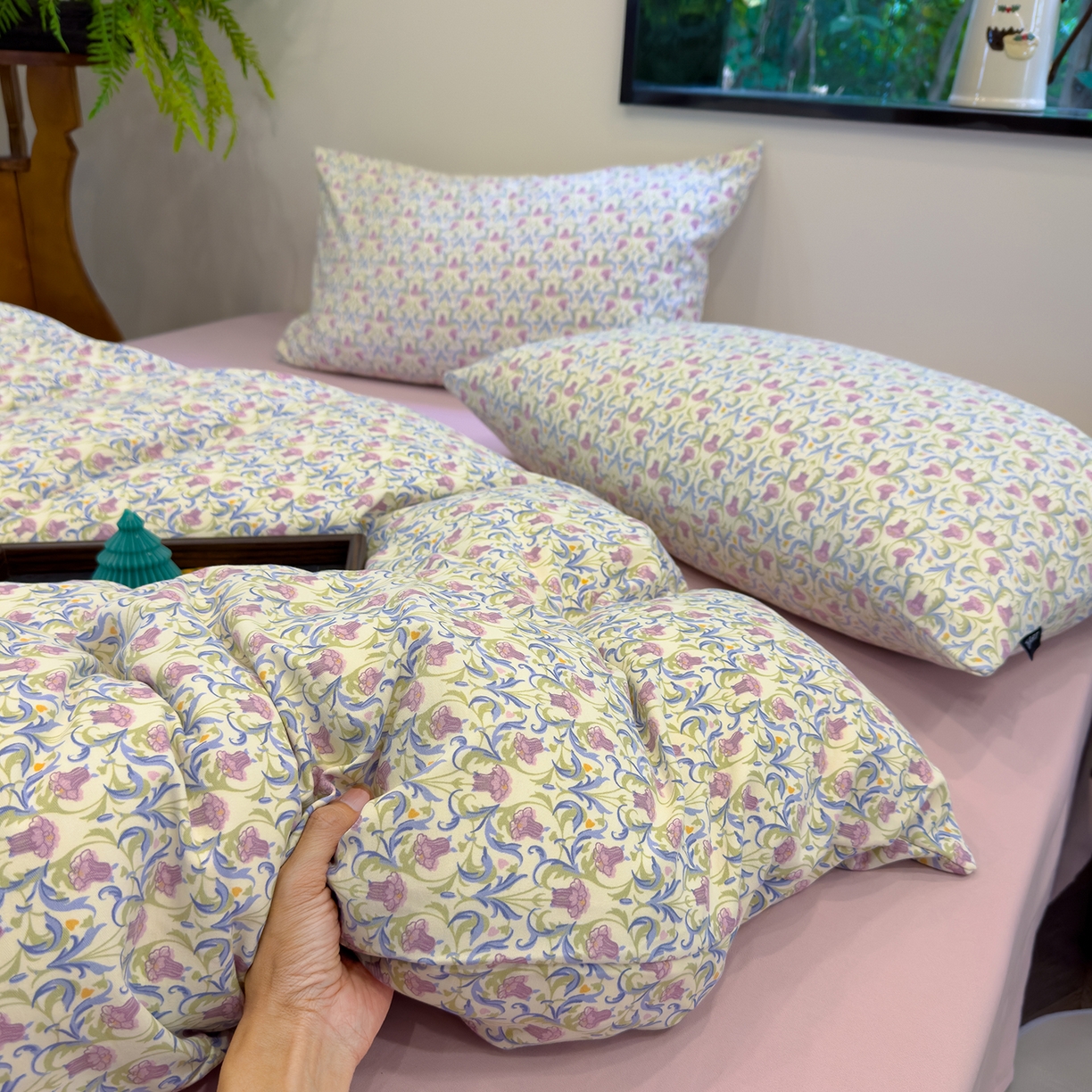 91家纺网 家纺一手货源 找家纺 竹合家纺 2025秋冬新品爆款有氧人字纹提花小清新加厚四件套 花影