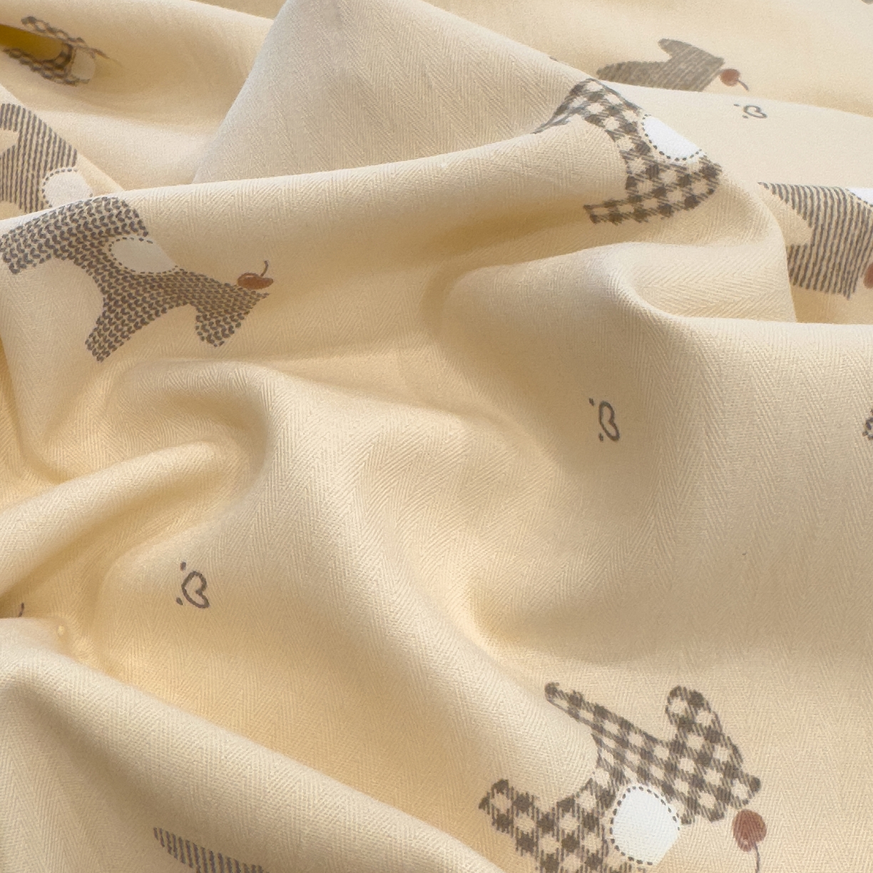 91家纺网 家纺一手货源 找家纺 竹合家纺 2025秋冬新品爆款有氧人字纹提花小清新加厚四件套 小木马