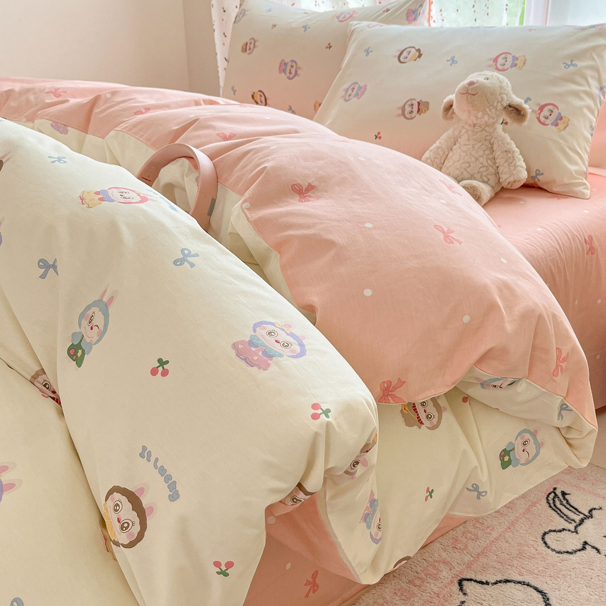 91家纺网 家纺一手货源 找家纺 （总）瑞莱2025新款开学季全棉133*72印花四件套