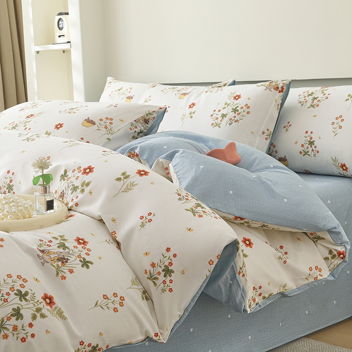 91家纺网 家纺一手货源 找家纺 宇彬家纺 2025直播新款13372全棉纯棉印花单双人被套喷气小清新简约热款学生被罩 花间小趣-红