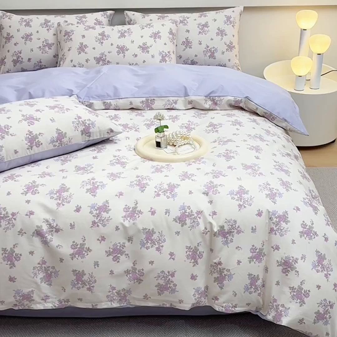 91家纺网 家纺一手货源 找家纺 宇彬家纺 2025直播新款13372全棉纯棉印花单双人被套喷气小清新简约热款学生被罩 禾春序