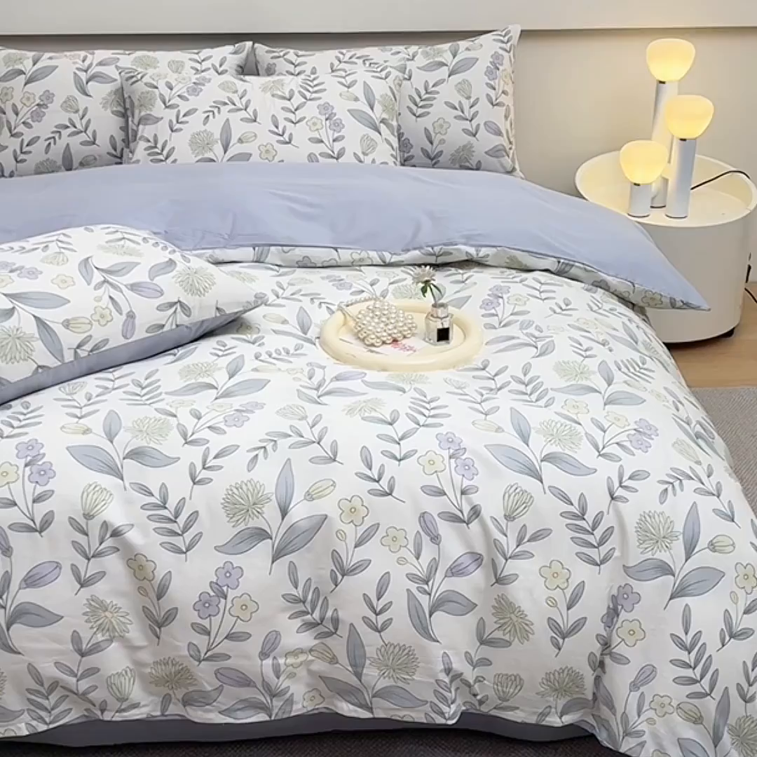 91家纺网 家纺一手货源 找家纺 宇彬家纺 2025直播新款13372全棉纯棉印花单双人被套喷气小清新简约热款学生被罩 诗情画意