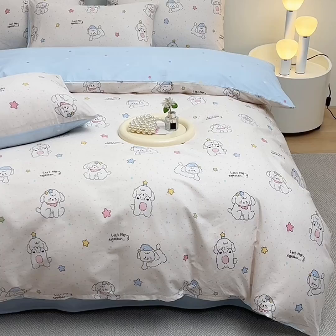 91家纺网 家纺一手货源 找家纺 宇彬家纺 2025直播新款13372全棉纯棉印花单双人被套喷气小清新简约热款学生被罩 小诗朵朵