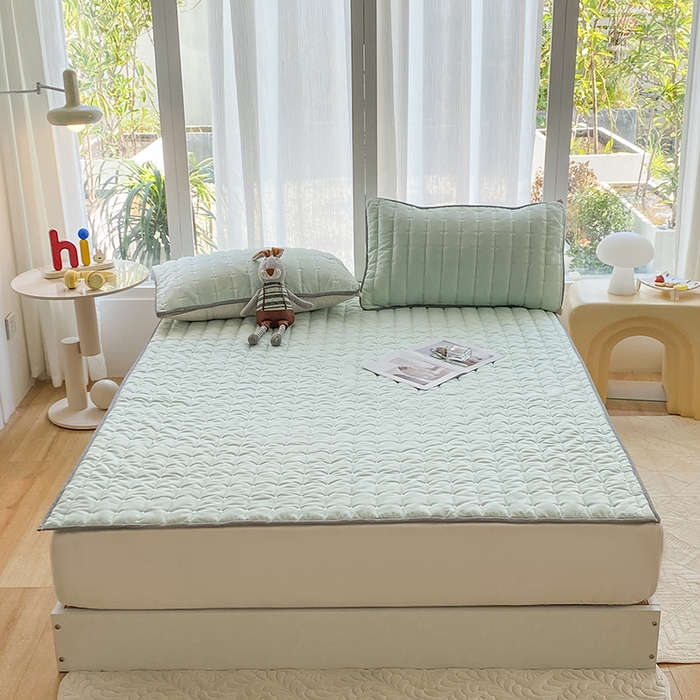 91家纺网 家纺一手货源 找家纺 乐嘉盈2025新款四季通用华夫格床护垫 绿色