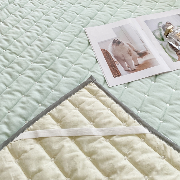 91家纺网 家纺一手货源 找家纺 乐嘉盈2025新款四季通用华夫格床护垫 绿色