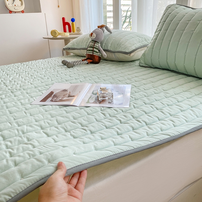 91家纺网 家纺一手货源 找家纺 乐嘉盈2025新款四季通用华夫格床护垫 绿色