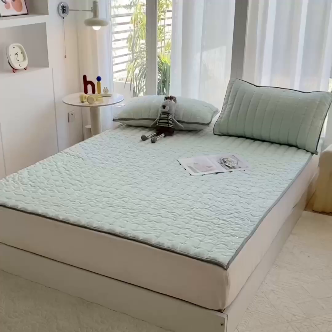 91家纺网 家纺一手货源 找家纺 乐嘉盈2025新款四季通用华夫格床护垫 绿色