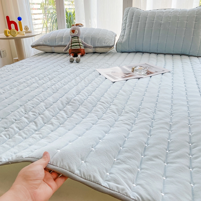 91家纺网 家纺一手货源 找家纺 乐嘉盈2025新款四季通用华夫格床护垫 浅蓝