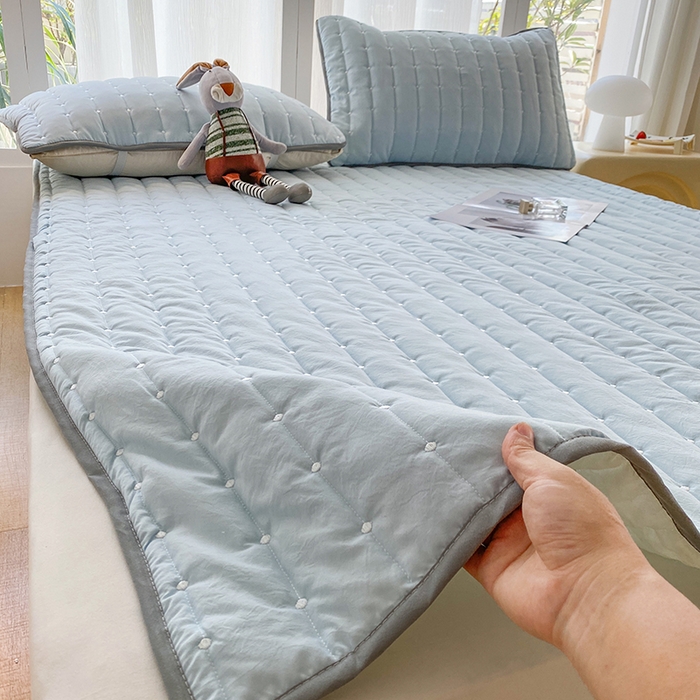 91家纺网 家纺一手货源 找家纺 乐嘉盈2025新款四季通用华夫格床护垫 浅蓝