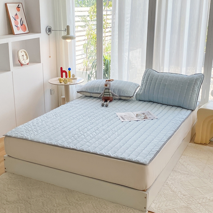 91家纺网 家纺一手货源 找家纺 乐嘉盈2025新款四季通用华夫格床护垫 浅蓝