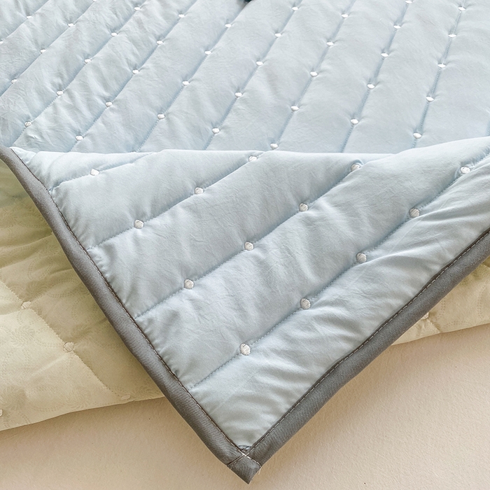 91家纺网 家纺一手货源 找家纺 乐嘉盈2025新款四季通用华夫格床护垫 浅蓝