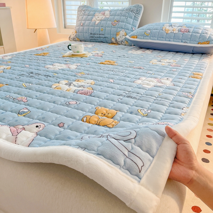 91家纺网 家纺一手货源 找家纺 莉莉安家纺 2025牛奶绒床垫软垫家用绒毯子垫被褥子宿舍学生单人冬季加绒牛奶绒床褥垫子 童话乐园