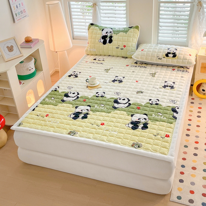 91家纺网 家纺一手货源 找家纺 莉莉安家纺 2025牛奶绒床垫软垫家用绒毯子垫被褥子宿舍学生单人冬季加绒牛奶绒床褥垫子 熊猫乐乐