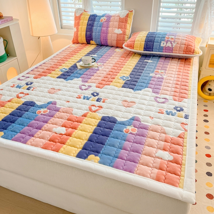 91家纺网 家纺一手货源 找家纺 莉莉安家纺 2025牛奶绒床垫软垫家用绒毯子垫被褥子宿舍学生单人冬季加绒牛奶绒床褥垫子 彩虹物语