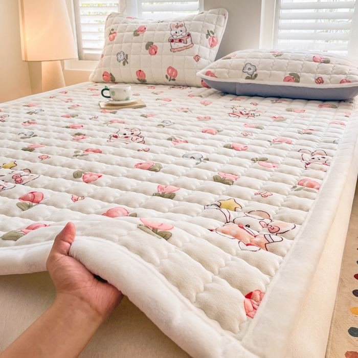 91家纺网 家纺一手货源 找家纺 莉莉安家纺 2025牛奶绒床垫软垫家用绒毯子垫被褥子宿舍学生单人冬季加绒牛奶绒床褥垫子 郁金花香
