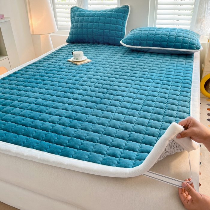 91家纺网 家纺一手货源 找家纺 莉莉安家纺 2025牛奶绒床垫软垫家用绒毯子垫被褥子宿舍学生单人冬季加绒牛奶绒床褥垫子 宝石蓝
