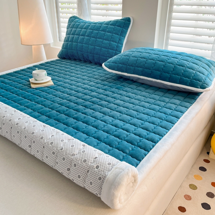 91家纺网 家纺一手货源 找家纺 莉莉安家纺 2025牛奶绒床垫软垫家用绒毯子垫被褥子宿舍学生单人冬季加绒牛奶绒床褥垫子 宝石蓝