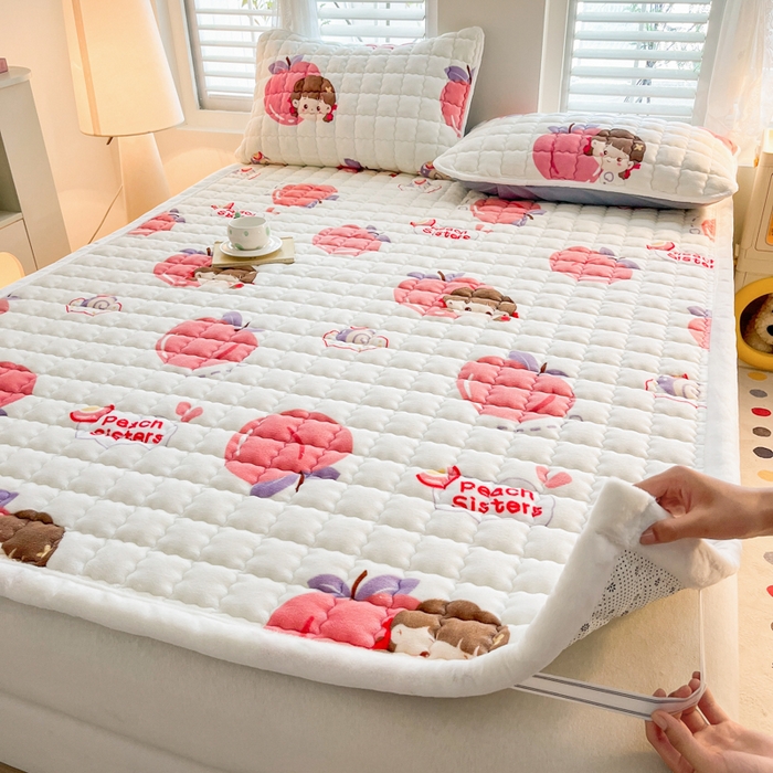 91家纺网 家纺一手货源 找家纺 莉莉安家纺 2025牛奶绒床垫软垫家用绒毯子垫被褥子宿舍学生单人冬季加绒牛奶绒床褥垫子 蜜桃女孩