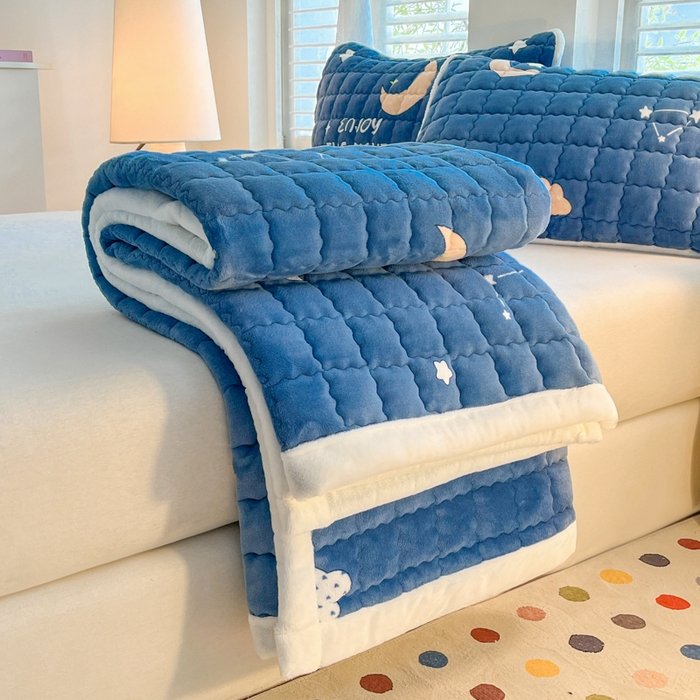 91家纺网 家纺一手货源 找家纺 莉莉安家纺 2025牛奶绒床垫软垫家用绒毯子垫被褥子宿舍学生单人冬季加绒牛奶绒床褥垫子 星月传奇