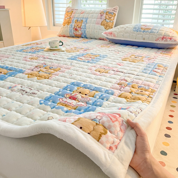 91家纺网 家纺一手货源 找家纺 莉莉安家纺 2025牛奶绒床垫软垫家用绒毯子垫被褥子宿舍学生单人冬季加绒牛奶绒床褥垫子 洛丽塔