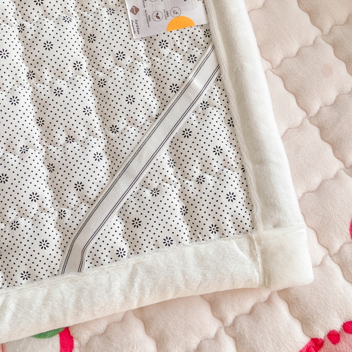 91家纺网 家纺一手货源 找家纺 莉莉安家纺 2025牛奶绒床垫软垫家用绒毯子垫被褥子宿舍学生单人冬季加绒牛奶绒床褥垫子 幸运草莓