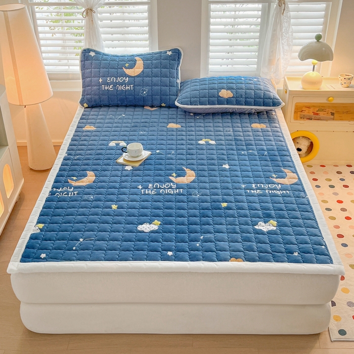 91家纺网 家纺一手货源 找家纺 莉莉安家纺 2025牛奶绒床垫软垫家用绒毯子垫被褥子宿舍学生单人冬季加绒牛奶绒床褥垫子 星月传奇