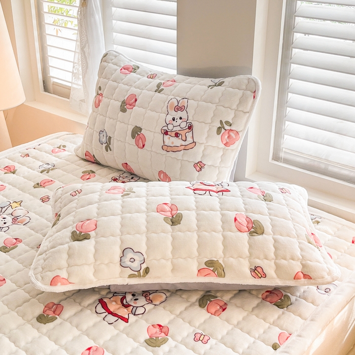 91家纺网 家纺一手货源 找家纺 莉莉安家纺 2025牛奶绒床垫软垫家用绒毯子垫被褥子宿舍学生单人冬季加绒牛奶绒床褥垫子 郁金花香