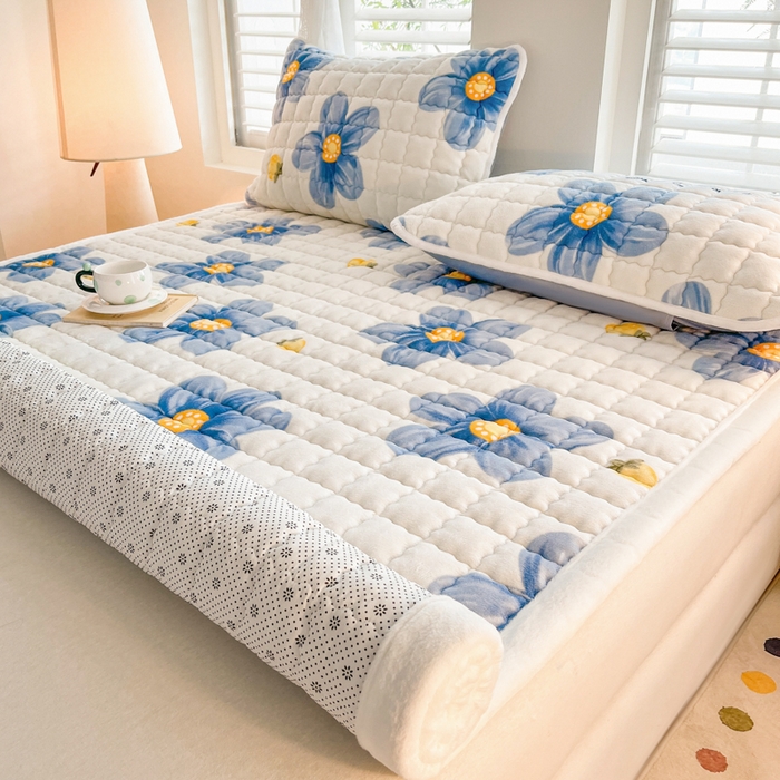 91家纺网 家纺一手货源 找家纺 莉莉安家纺 2025牛奶绒床垫软垫家用绒毯子垫被褥子宿舍学生单人冬季加绒牛奶绒床褥垫子 春意盎然