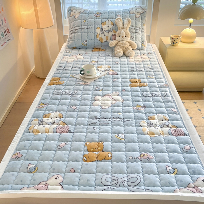 91家纺网 家纺一手货源 找家纺 莉莉安家纺 2025牛奶绒床垫褥子软垫家用加厚宿舍学生单人铺垫被冬季加绒毛毯床褥 童话乐园