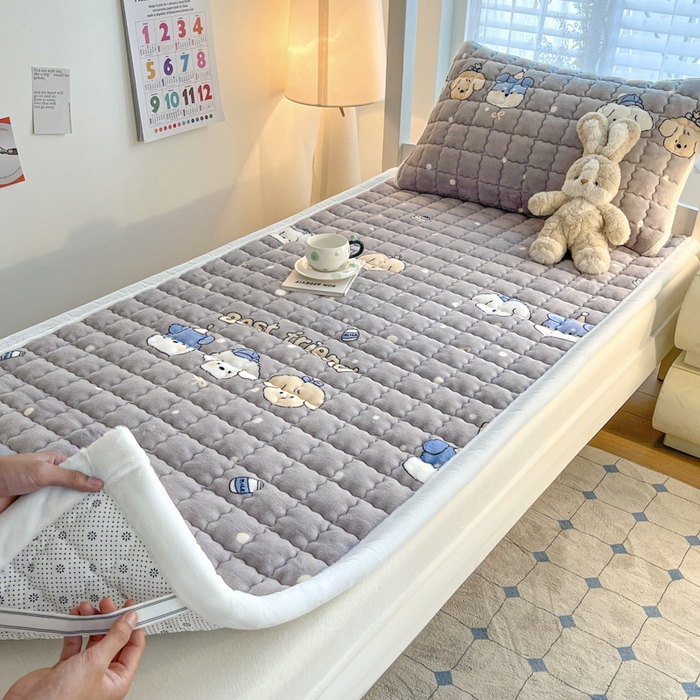 91家纺网 家纺一手货源 找家纺 莉莉安家纺 2025牛奶绒床垫褥子软垫家用加厚宿舍学生单人铺垫被冬季加绒毛毯床褥 欢乐颂