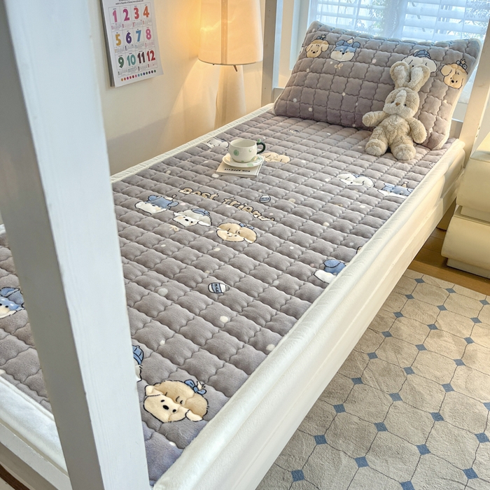 91家纺网 家纺一手货源 找家纺 莉莉安家纺 2025牛奶绒床垫褥子软垫家用加厚宿舍学生单人铺垫被冬季加绒毛毯床褥 欢乐颂