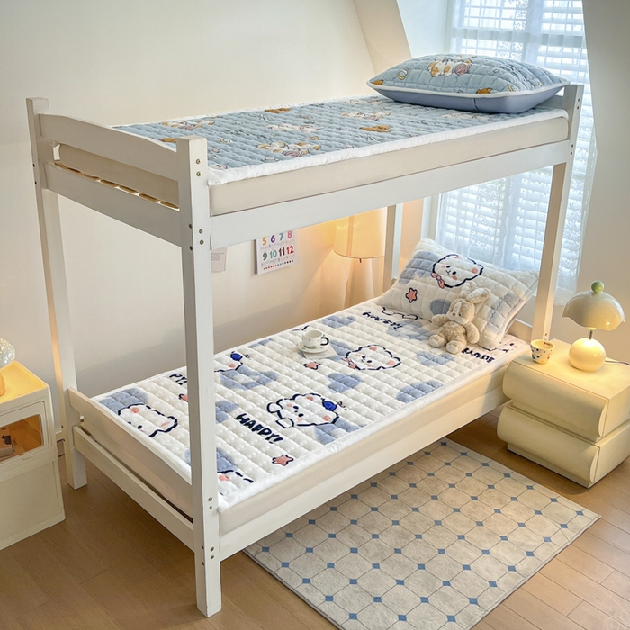 91家纺网 家纺一手货源 找家纺 莉莉安家纺 2025牛奶绒床垫褥子软垫家用加厚宿舍学生单人铺垫被冬季加绒毛毯床褥 蓝色小熊