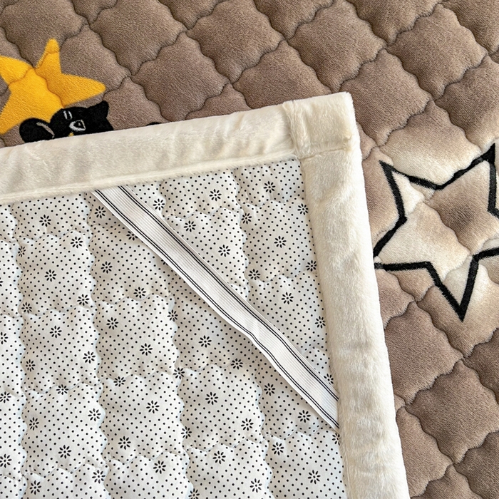 91家纺网 家纺一手货源 找家纺 莉莉安家纺 2025牛奶绒床垫褥子软垫家用加厚宿舍学生单人铺垫被冬季加绒毛毯床褥 猫咪星空