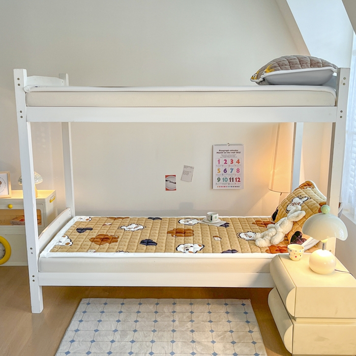 91家纺网 家纺一手货源 找家纺 莉莉安家纺 2025牛奶绒床垫褥子软垫家用加厚宿舍学生单人铺垫被冬季加绒毛毯床褥 萌宠熊宝