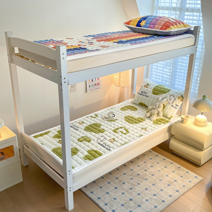 91家纺网 家纺一手货源 找家纺 莉莉安家纺 2025牛奶绒床垫褥子软垫家用加厚宿舍学生单人铺垫被冬季加绒毛毯床褥 甜蜜爱恋