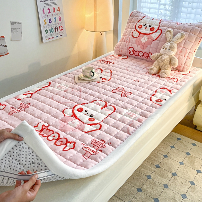 91家纺网 家纺一手货源 找家纺 莉莉安家纺 2025牛奶绒床垫褥子软垫家用加厚宿舍学生单人铺垫被冬季加绒毛毯床褥 甜甜兔