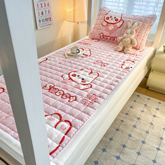 91家纺网 家纺一手货源 找家纺 莉莉安家纺 2025牛奶绒床垫褥子软垫家用加厚宿舍学生单人铺垫被冬季加绒毛毯床褥 甜甜兔